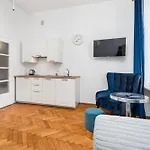 Nowy Swiat 28 By Homeprime Varšava