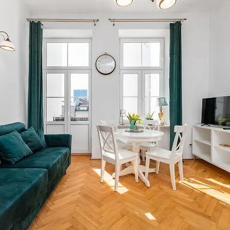 Nowy Swiat 28 By Homeprime