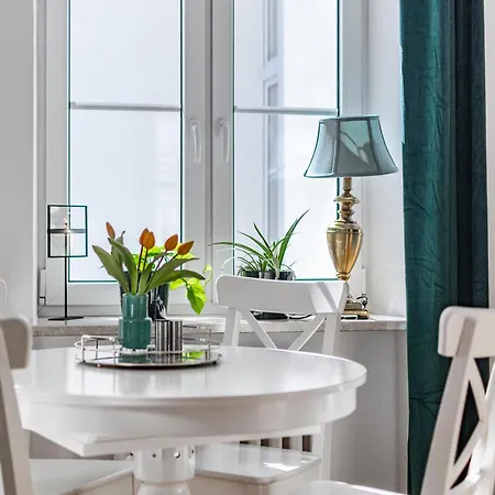 Apartment Nowy Swiat 28 By Homeprime Warsaw