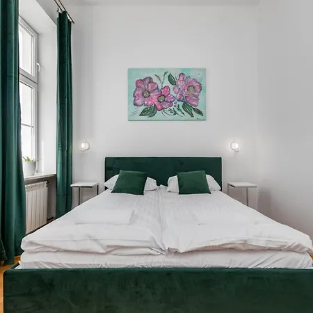 Nowy Swiat 28 By Homeprime Warsaw