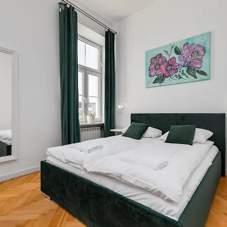 Apartment Nowy Swiat 28 By Homeprime Warsaw